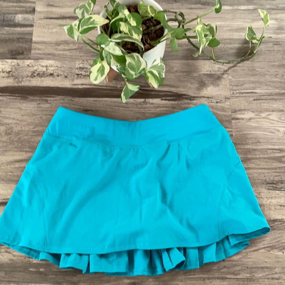 NWT CRZ Yoga Pleated Sport Skirt